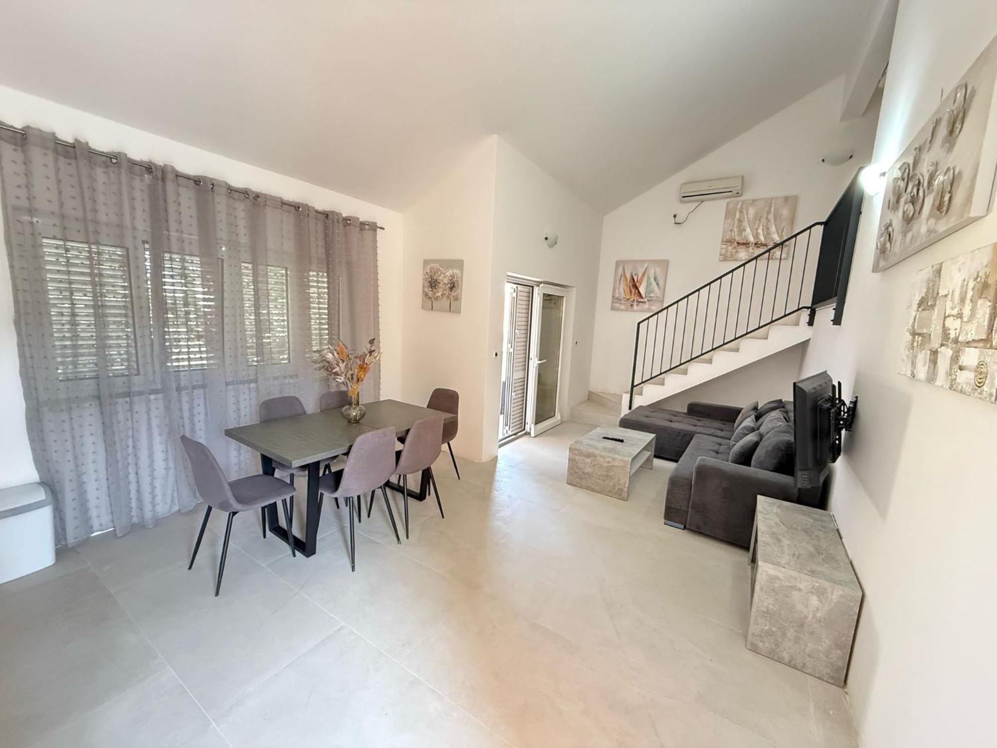 Apartments Andela ペトルチャネ エクステリア 写真